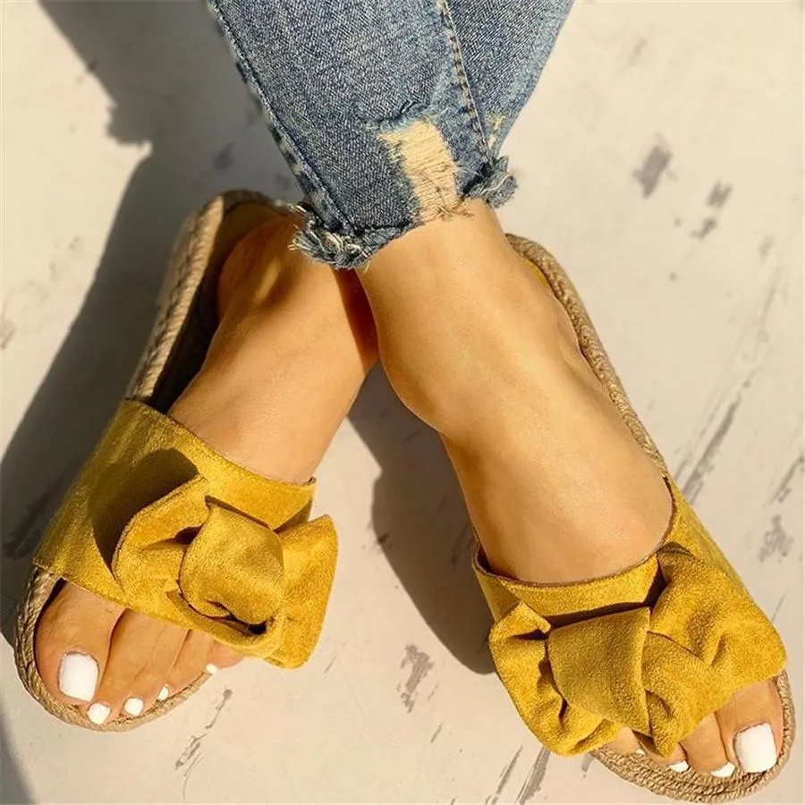 Bowknot Design Hempen Cord Flat Slippers