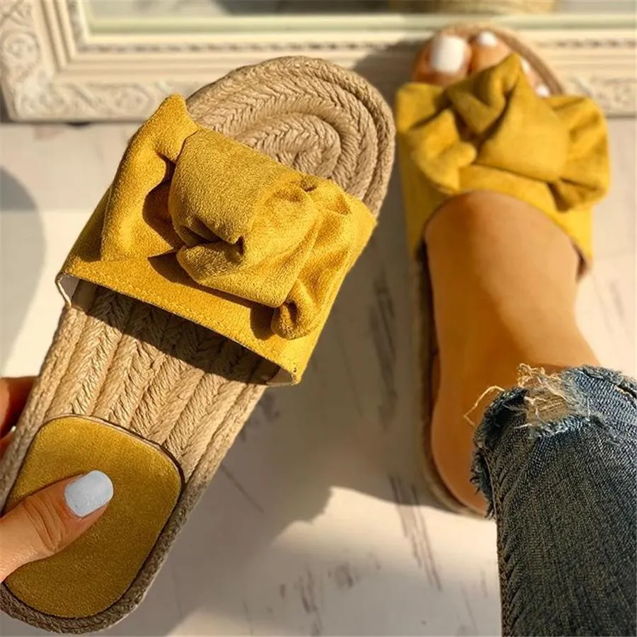 Bowknot Design Hempen Cord Flat Slippers