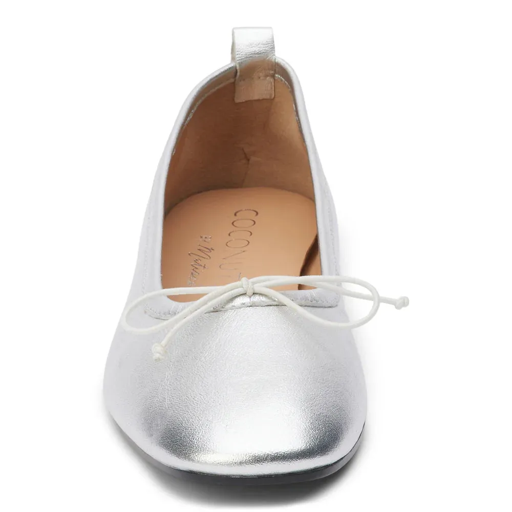 nikki ballet flats
